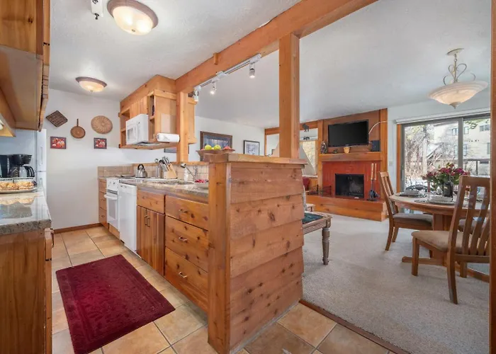 Rmr: Chokeberry 3814 In The Aspens Apartment